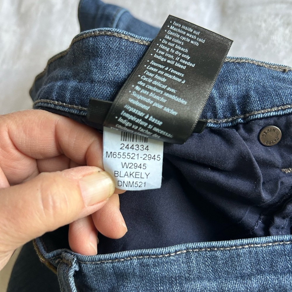 PAIGE Federal Blakely Blue Straight Jeans with Subtle Fading Sz 38 - Picture 6 of 7